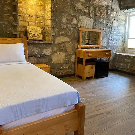Litri Butik Çeşme